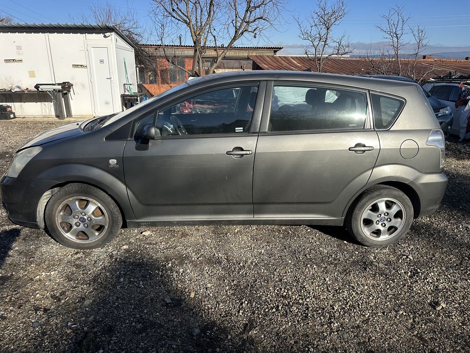 Toyota Corolla Verso Тойота Корола Версо d4d 116 кс На части!