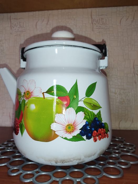 Чайник эмалированный
