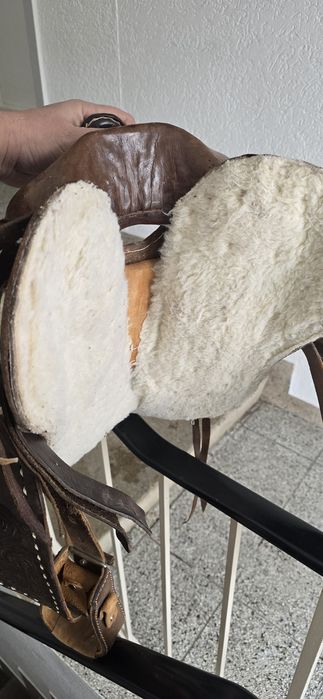 Детско седло за кон