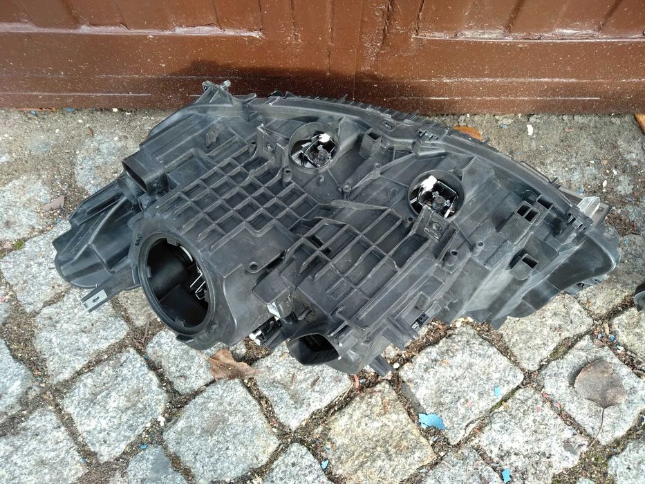Bmw 3 GT F34 far bi xenon adaptiv led stanga dreapta faruri bi-xenon