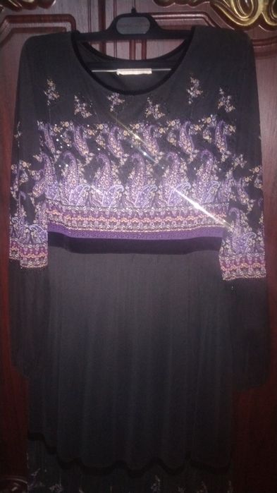 Нарядные платья для женщин