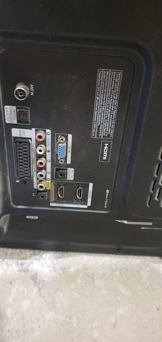 Продам телевизор Samsung,  на запчасти.