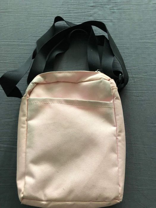 Малка чанта Nike