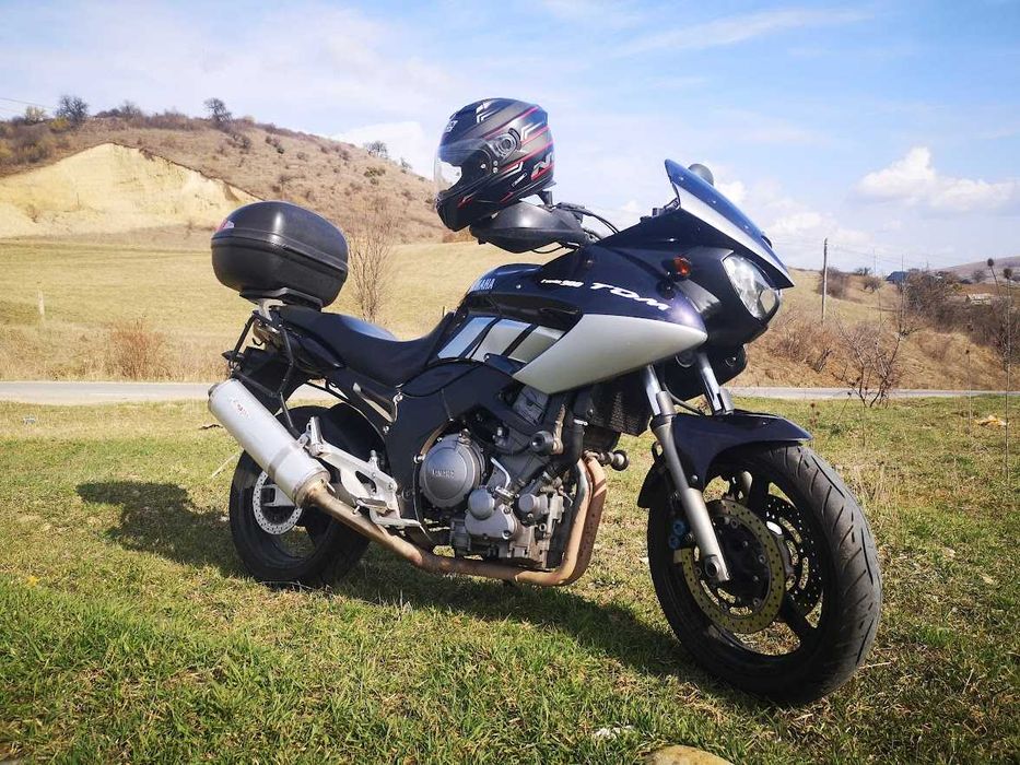 Motocicleta Yamaha TDM 900