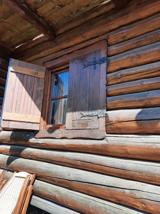 Casa din lemn rotund 60mp cu relocare inclusa