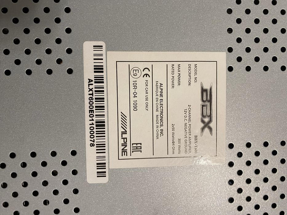 Vand subwofer alpine swt-1254 1000w + statie