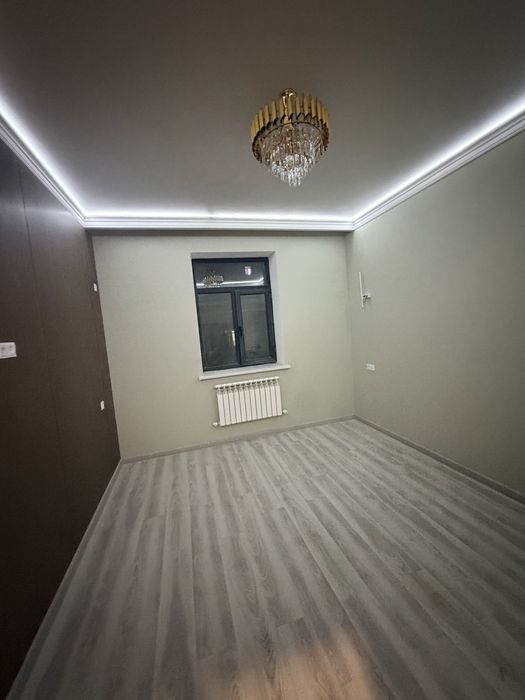 1 chi etaj 3xonali va 1 xonali obshiy dapasi 120 kvadrat padval 120