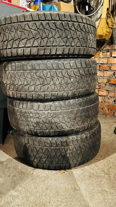 Продам зимнюю резину