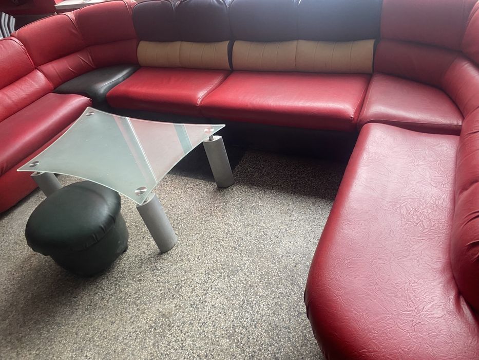 Дивани с маси в добро състояние