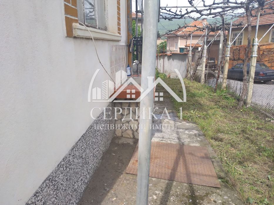 Продава се Къща в с. Шишковци, Област Кюстендил - 346 кв.м за 207 €/кв.м - Снимка #7