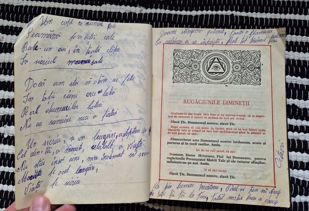 Carte veche religie teologie Ceaslov 1990