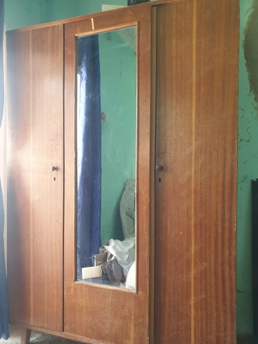 Shifaner xolati yaxshi 1ta laklab ihlatsa yangidek boladi