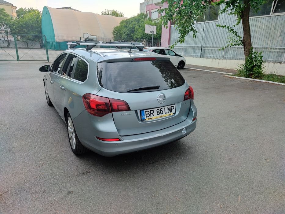 OPEL Astra 2012 — imagine 4