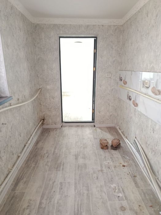 Сирдарё туманида вогзал кучада дом сотилади  бор.