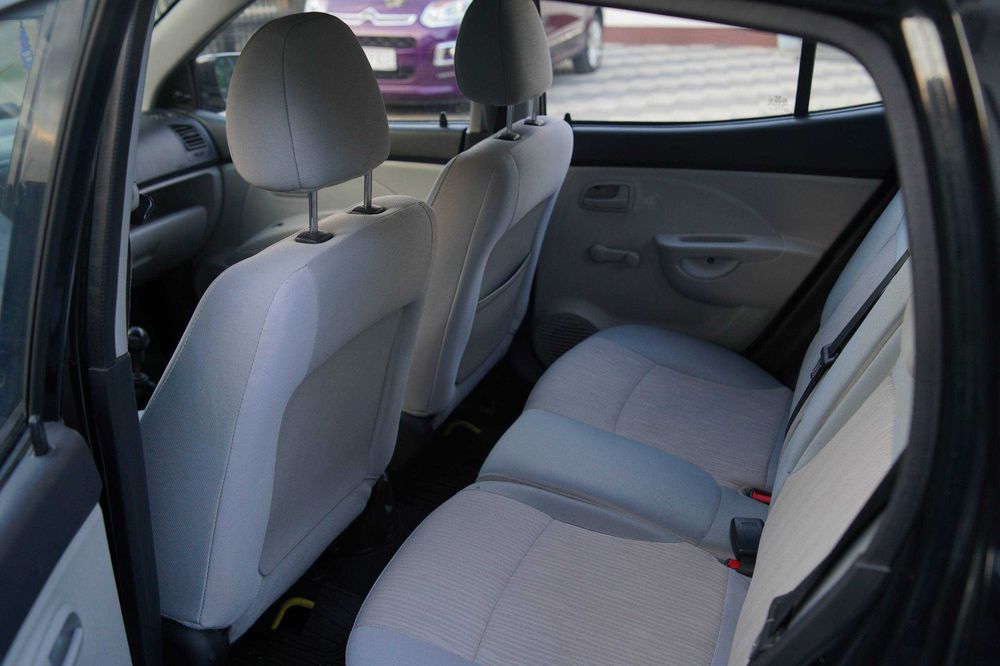 KIA Picanto 2010 — imagine 4