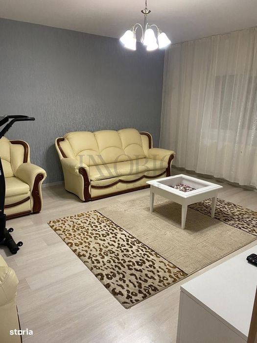 Apartament cu 3 camere / Panduri / Decomandat