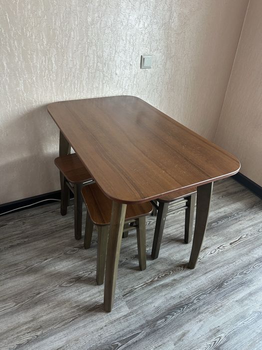 Продам кровать с матрасом