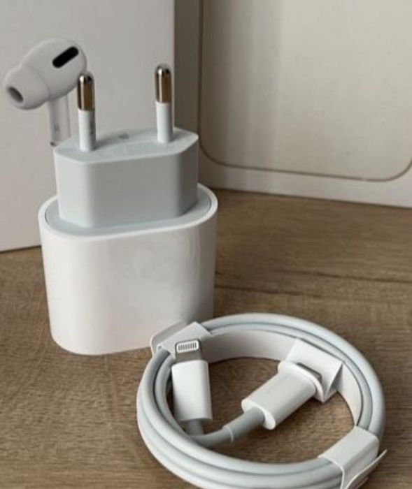 Продам Зарядка для Айфона !