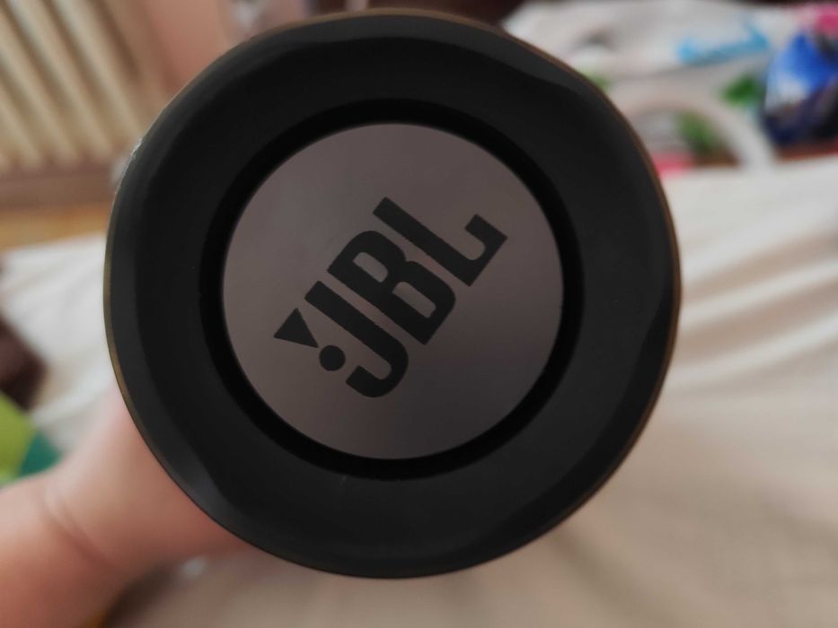 Jbl charge 3 за части