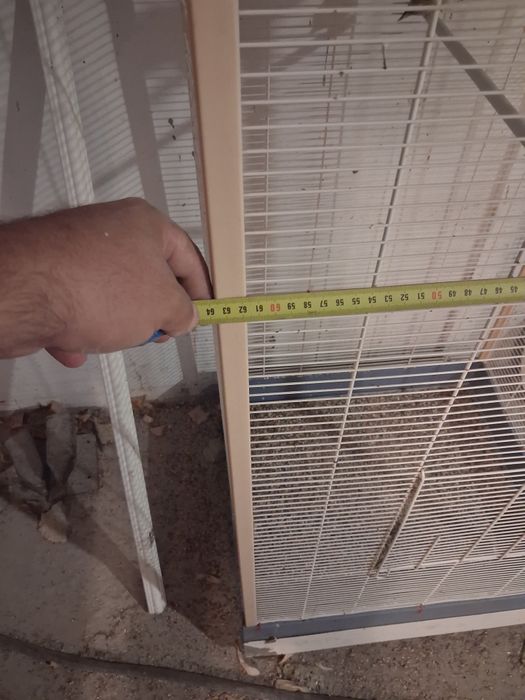 Colivie  Voliera pentru canari papagali maimute