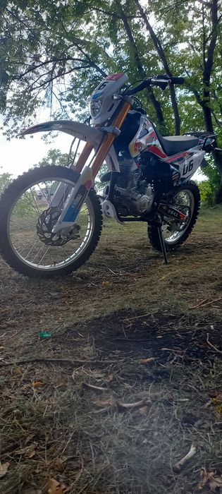 Продам мотоцикл Эндуро