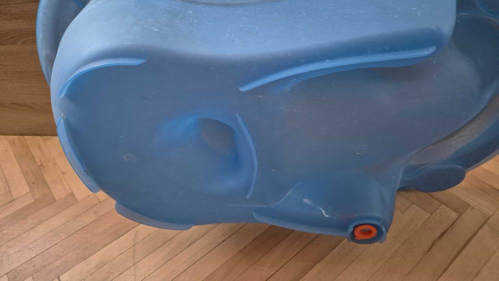 Бебешко корито в синьо