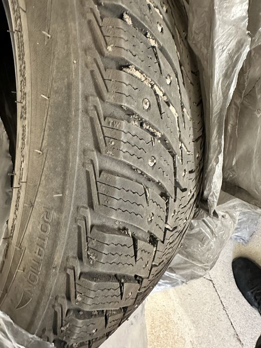 Покрышка 215/55 R17