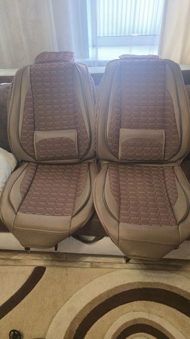 Продам чехлы универсальные