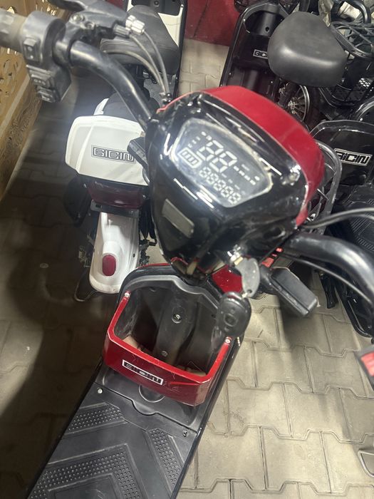 Электро скутер новый