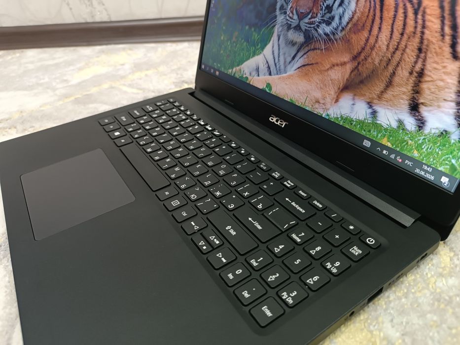 Современный НОУТБУК Acer Windows 10 Pro.