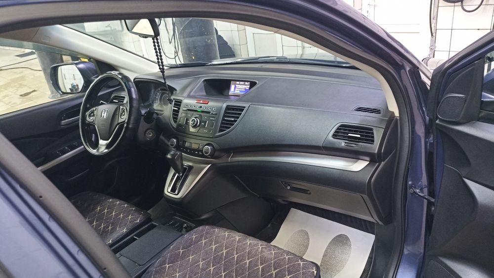 Автомобиль Хонда СРВ