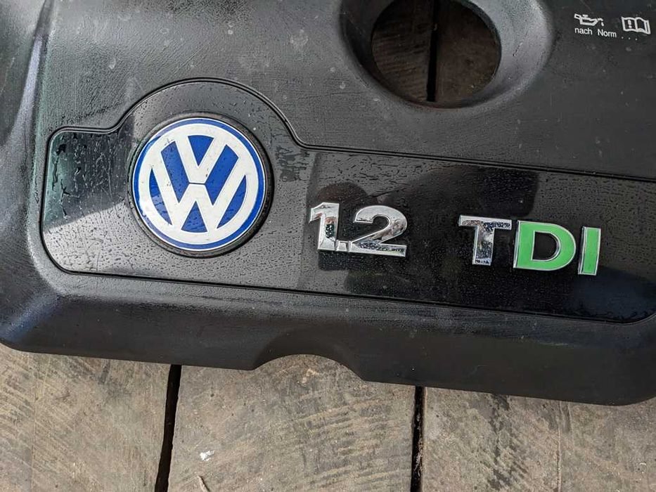 Capac motor Vw Lupo 3l tdi original piese second Volkswagen