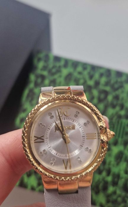 Часовник Just Cavali нов