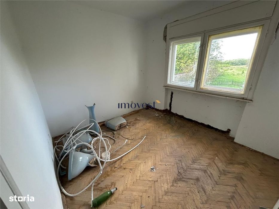 Duplex de vanzare in Satu Mare | 5 camere, demisol complet, zona Titul