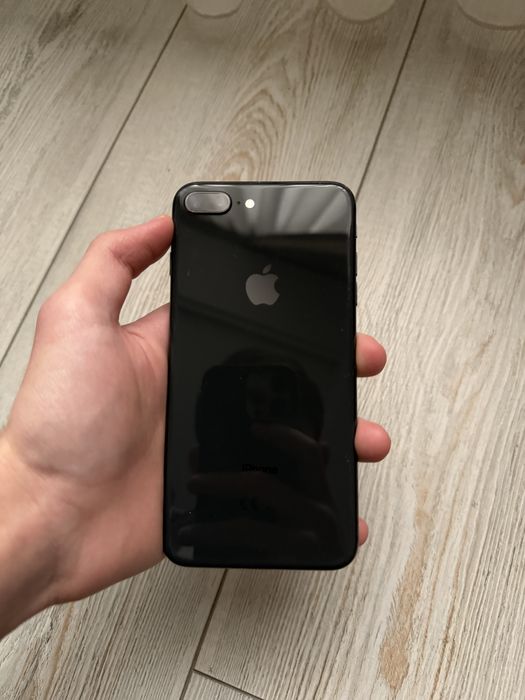 Iphone 8+ sotiladi