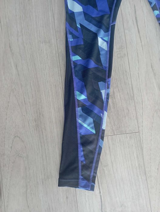 Клинoве Nike dry fit & Reebok/S размер