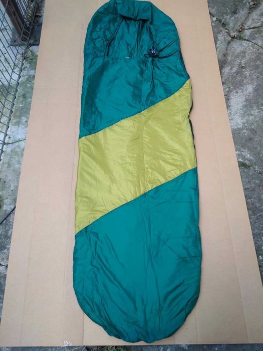 sac de dormit pentru drumetii