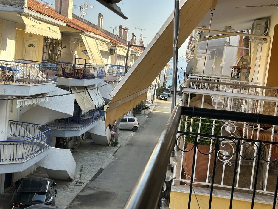 Продавам апартамент и студио в Паралия Офринио ( Paralia Ofrinio ]