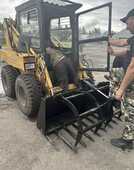 МКСМ 800 Погрузчик