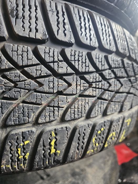 205 45 17 m+s dunlop runflat