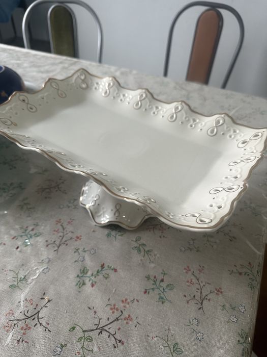 Продам посуду на ножках