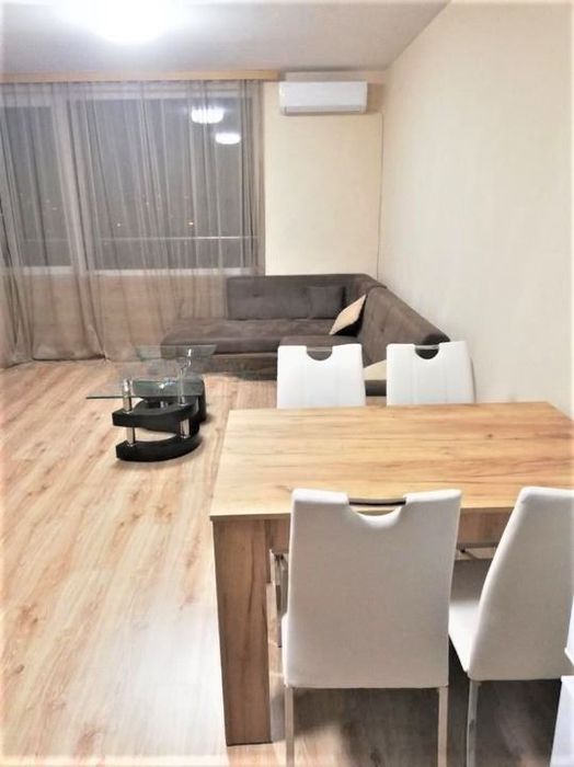 Дава се под наем Двустаен апартамент в София, Студентски град - 80 кв.м за 489.6 € - Снимка #1