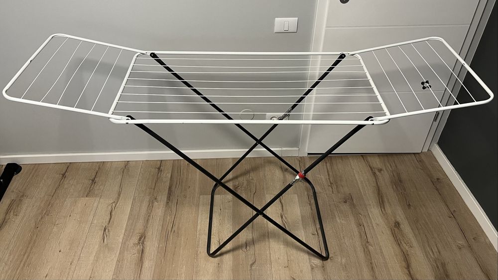 Suport Uscator de Rufe Sarma