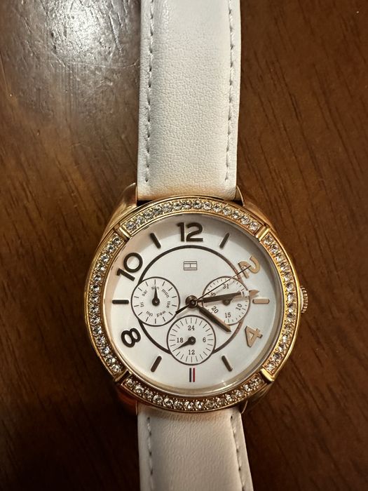 Ceas Tommy Hilfiher de dama