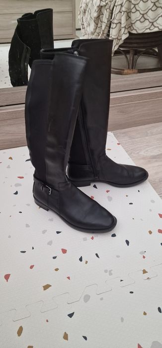 демисезонные женские сапоги Ecco