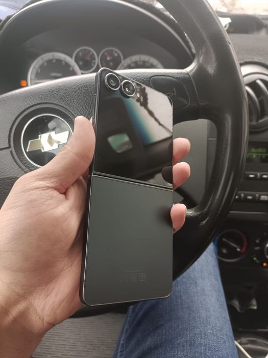 Galaxy Z Flip 7 срочно