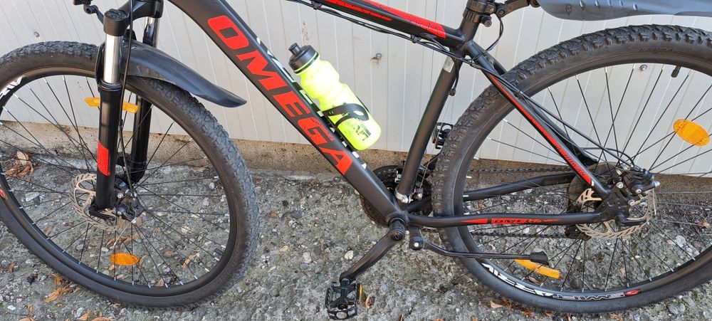 Vând bicicletă 29 Omega