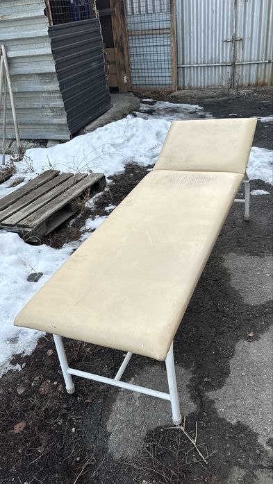 Дешево Продам кушетку для процедурного кабинета