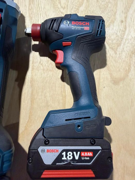 Bosch impact ,polizor pe acumulator