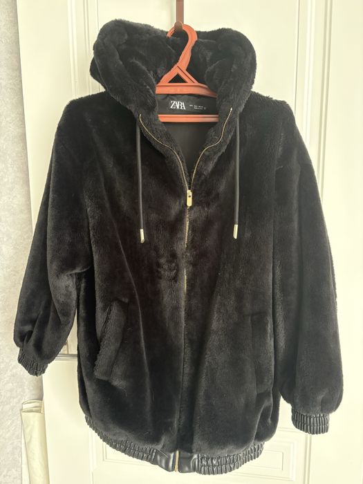 Продам шубу Zara
